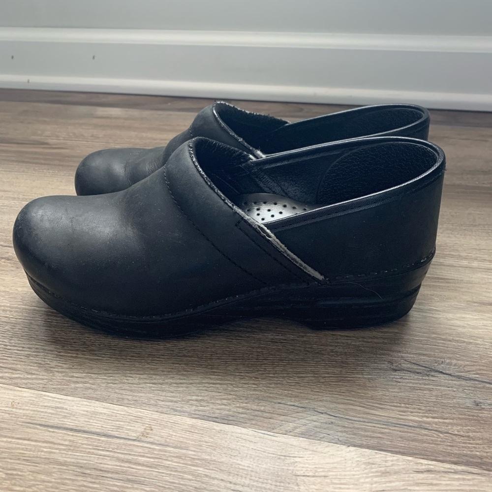 Dansko Womens Clogs